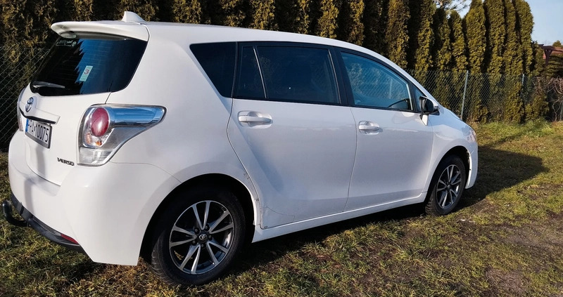 Toyota Verso cena 39900 przebieg: 169000, rok produkcji 2014 z Bojanowo małe 154